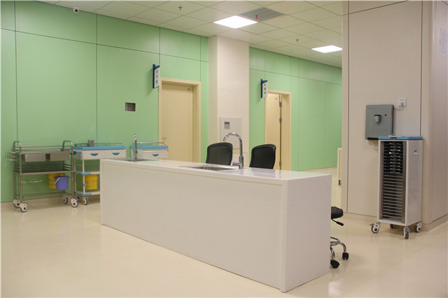 hosiptal table